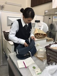 レジ研修初日